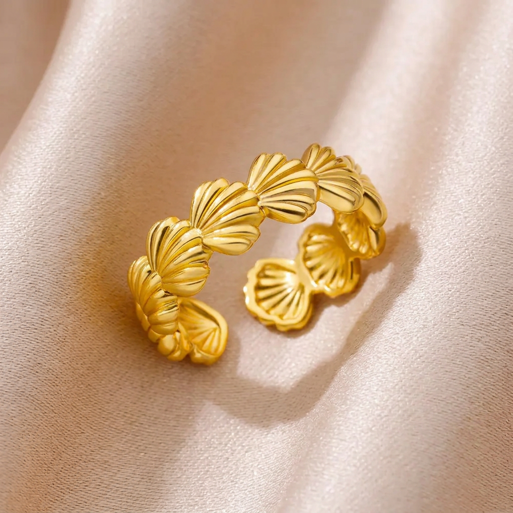Anello Conchiglie Oro acciaio regolabile